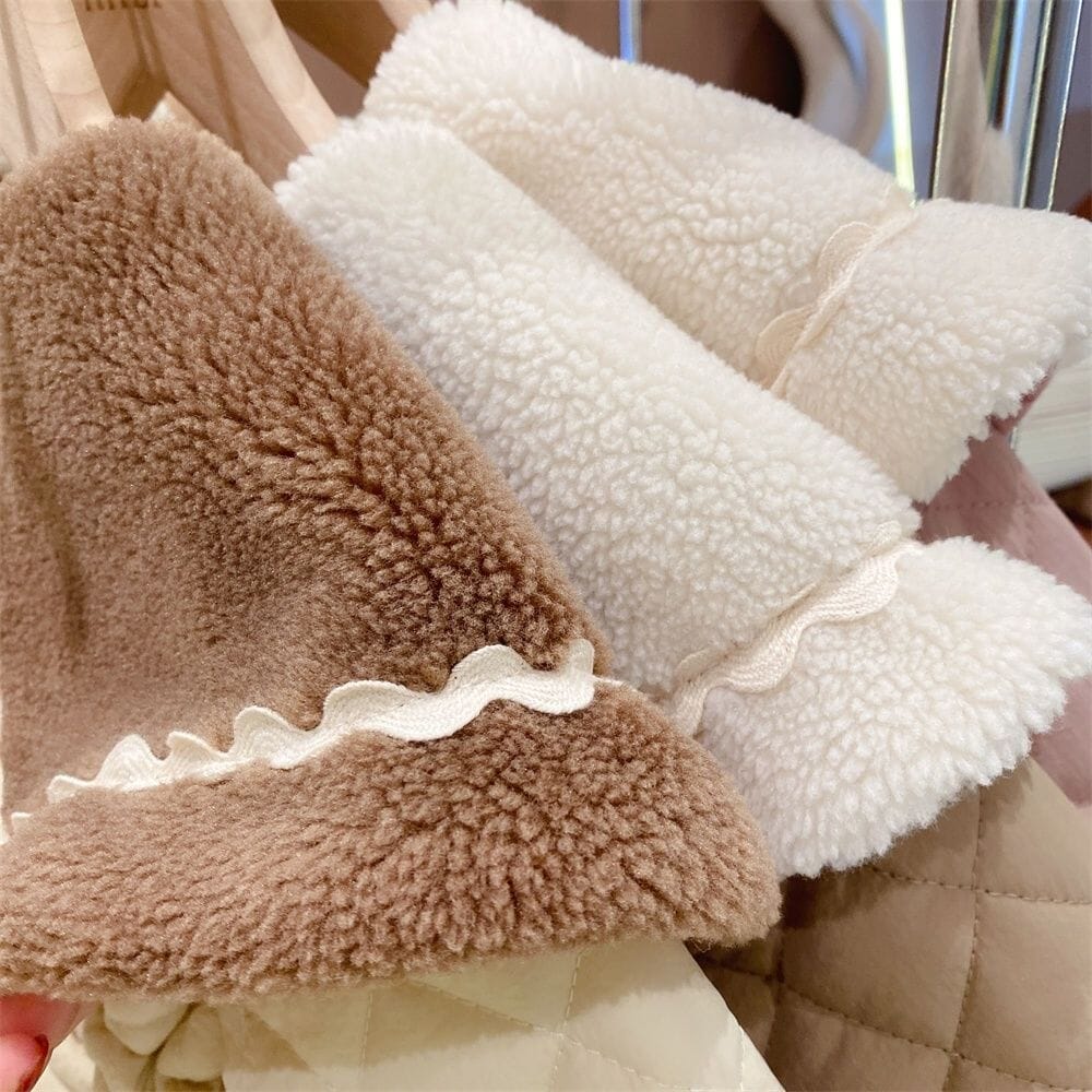 طوق معطف نسائي للأطفال من Warm
