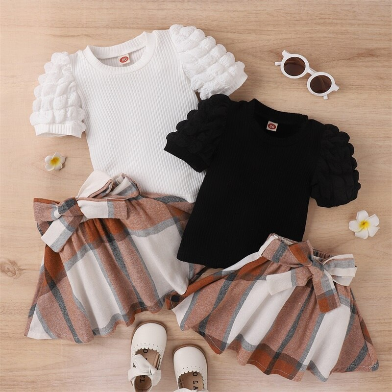 Children's set with checkered brown skirt