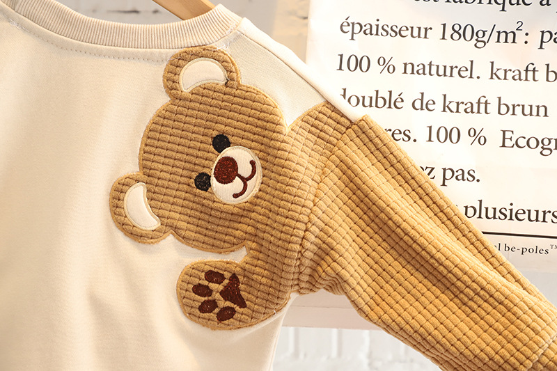 Children's winter set with bear