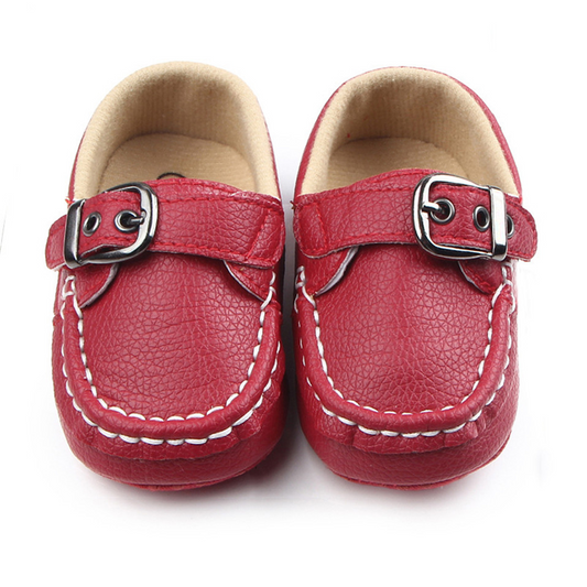 Moccasin with buckle for babies