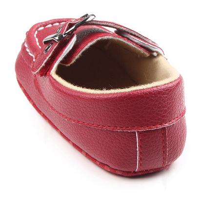 Moccasin with buckle for babies