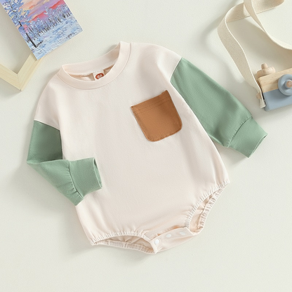 Children's bodysuit with brown pocket