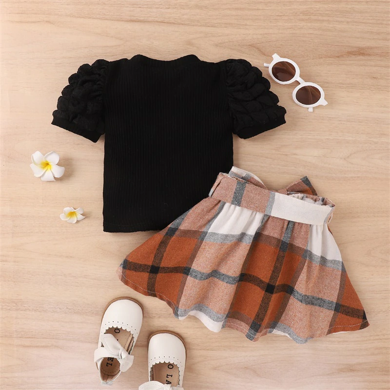 Children's set with checkered brown skirt