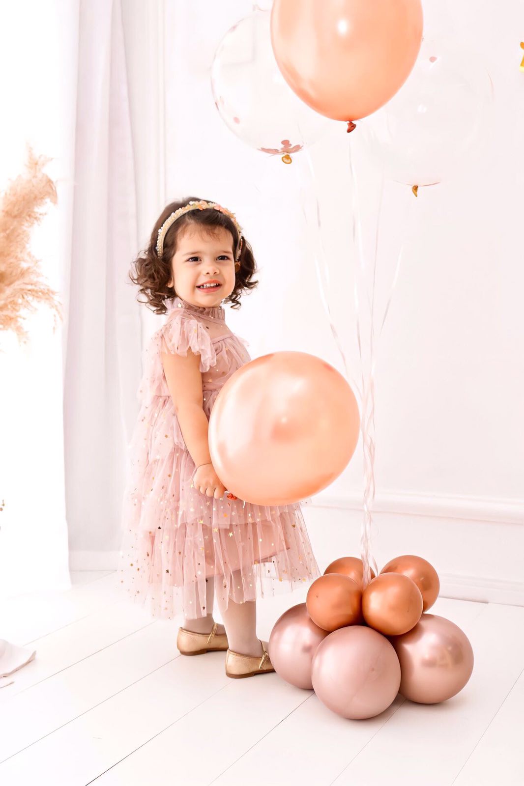 Children's party dress with lace ruffles and stars