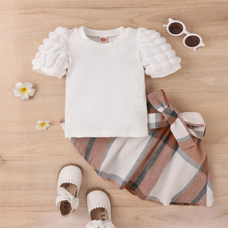 Children's set with checkered brown skirt