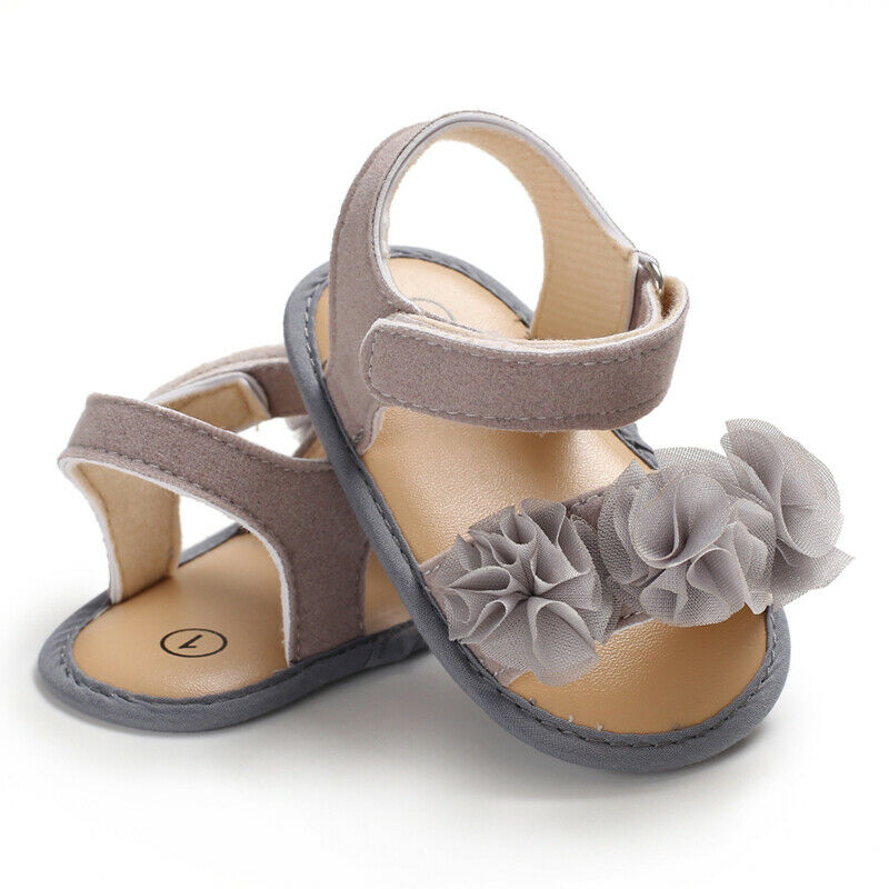 Sandal for baby girl with flowers