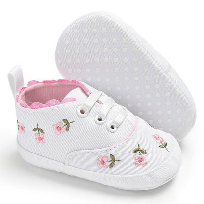 Baby Girl Sneakers with embroidered flowers