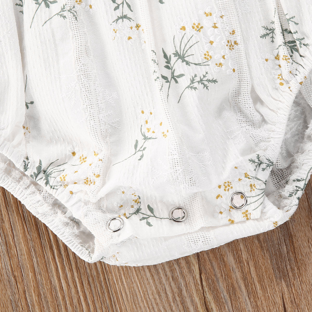 Baby Bodysuit with flowers + headband