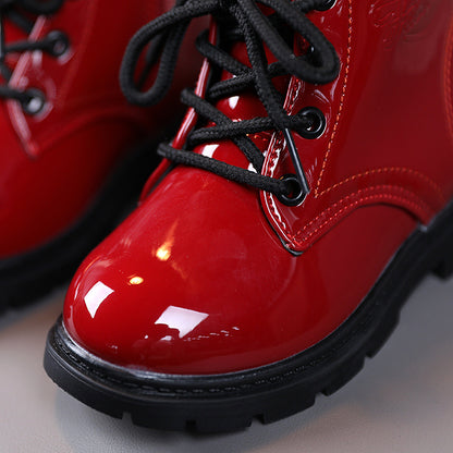 Children's varnish and lace-up boot