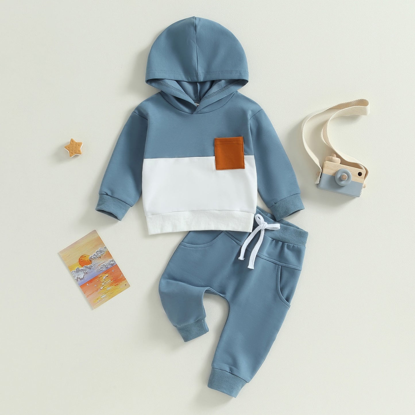 Children's set with hood and pocket