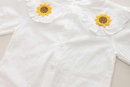 Children's set 3 pieces vest and blouse with embroidered collar