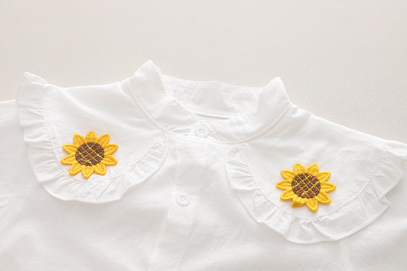 Children's set 3 pieces vest and blouse with embroidered collar