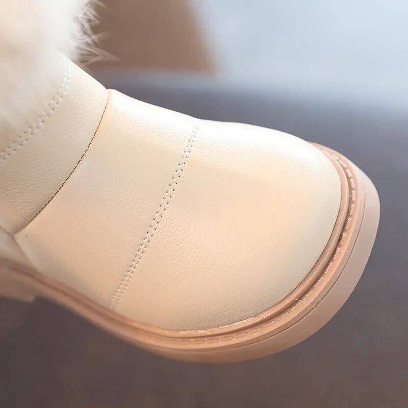 Children's boots for girls with fur