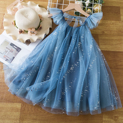 Children's dress in delicate tulle with glitter