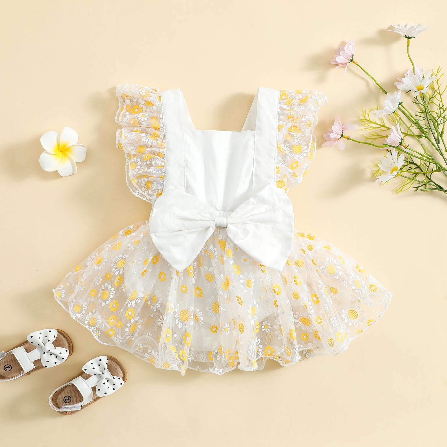 Delicate Baby dress with lace