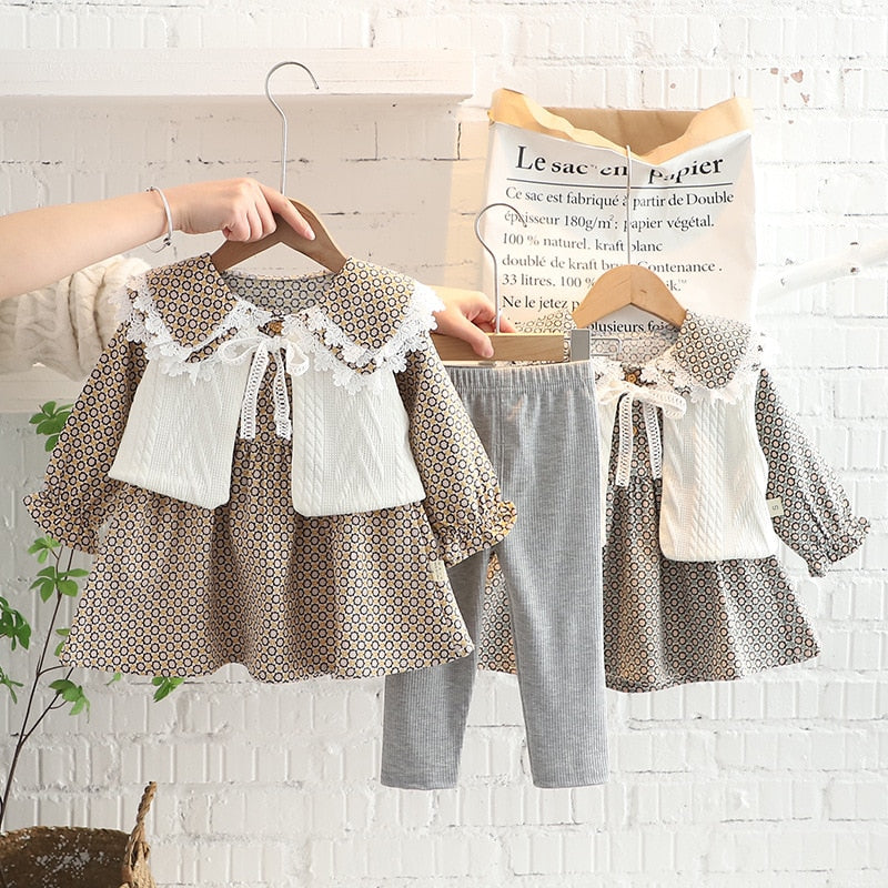 Children's 3-piece vintage patterned set