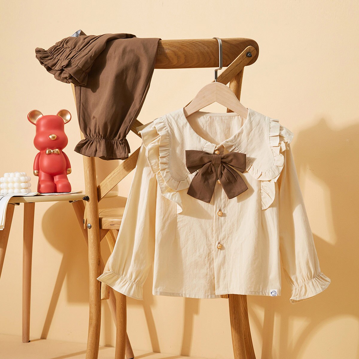 Children's set with brown bow