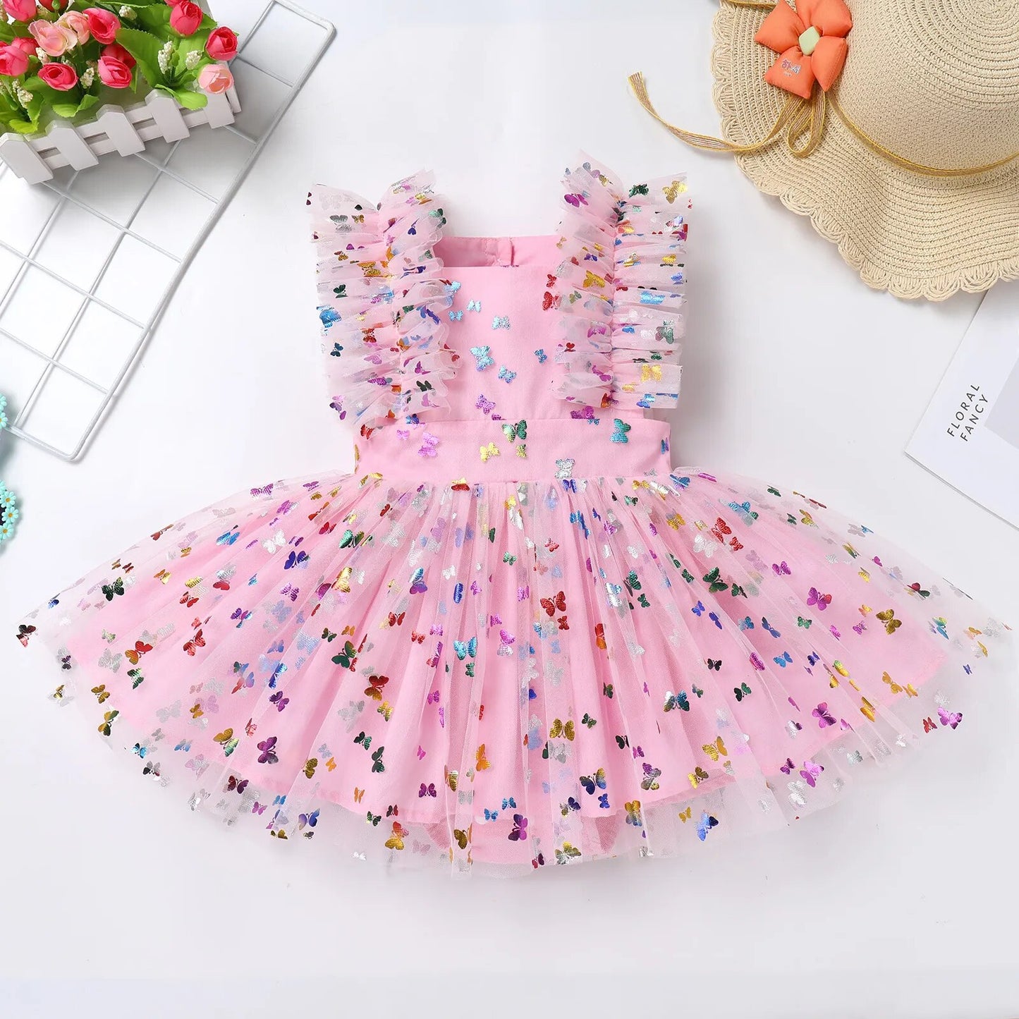 Children's Dress with Ruffled Sleeves and Tulle