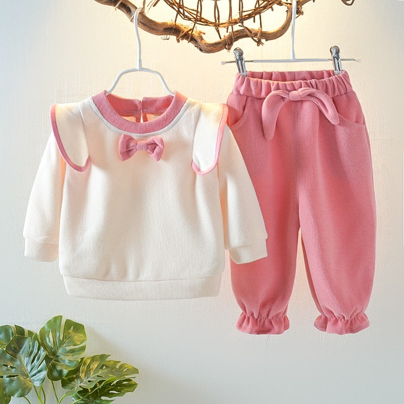 Children's winter set with bow