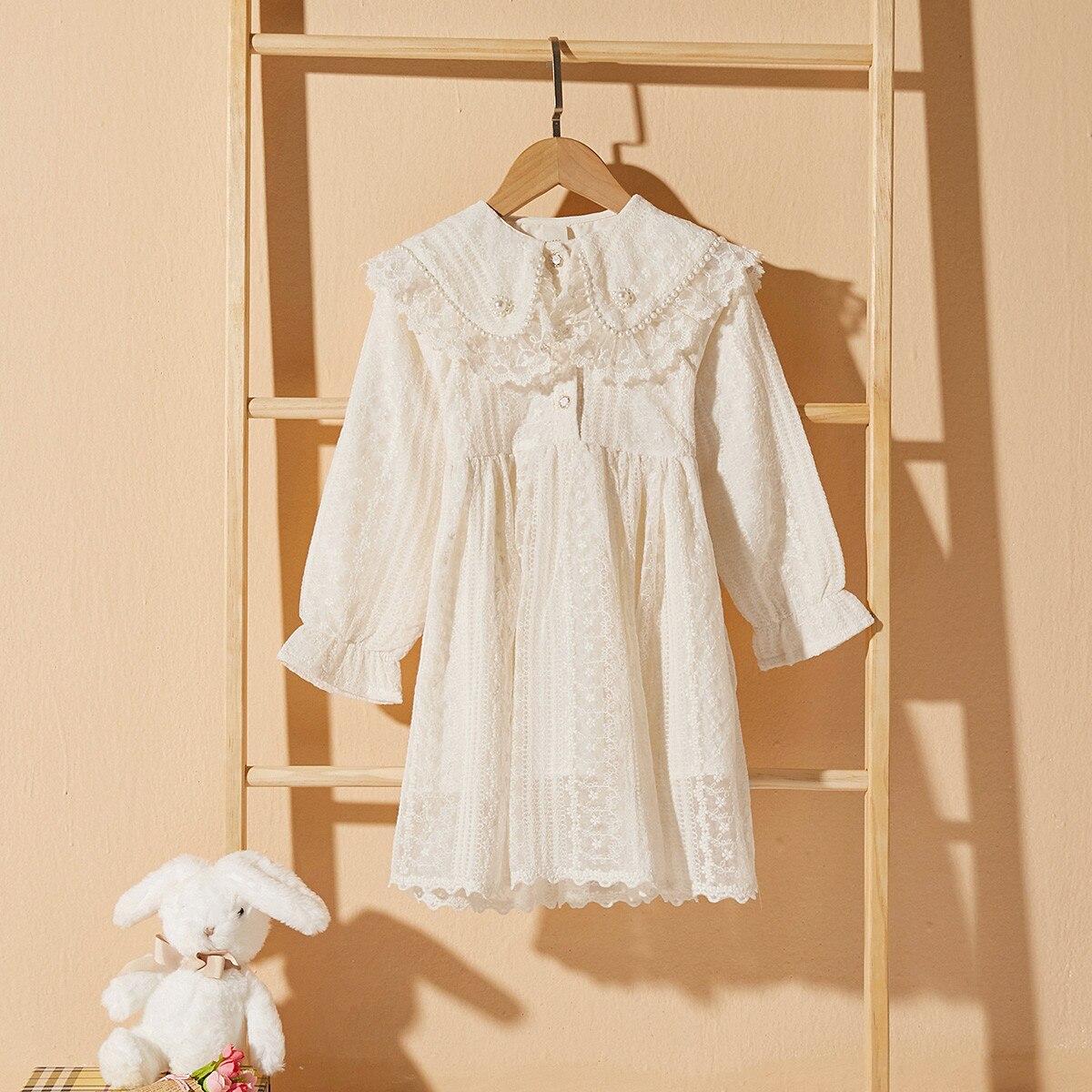 Children's vintage dress with lace collar