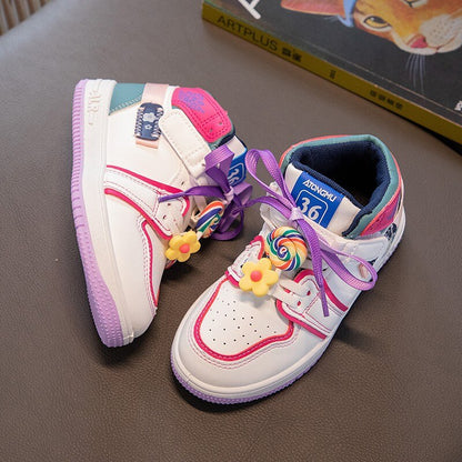 Children's sneakers with lollipop