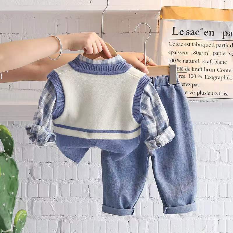 Children's set with vest and jeans