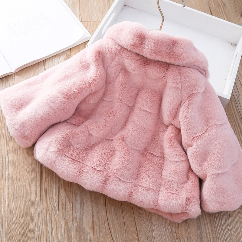 Children's warm coat with bow