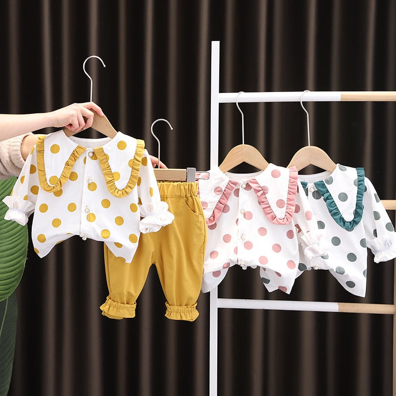 Children's set with ball shirt and collar