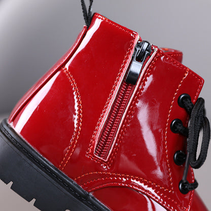 Children's varnish and lace-up boot