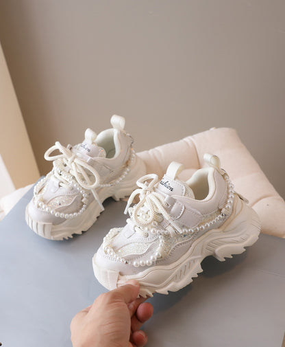 Children's sneakers with glitter and pearls