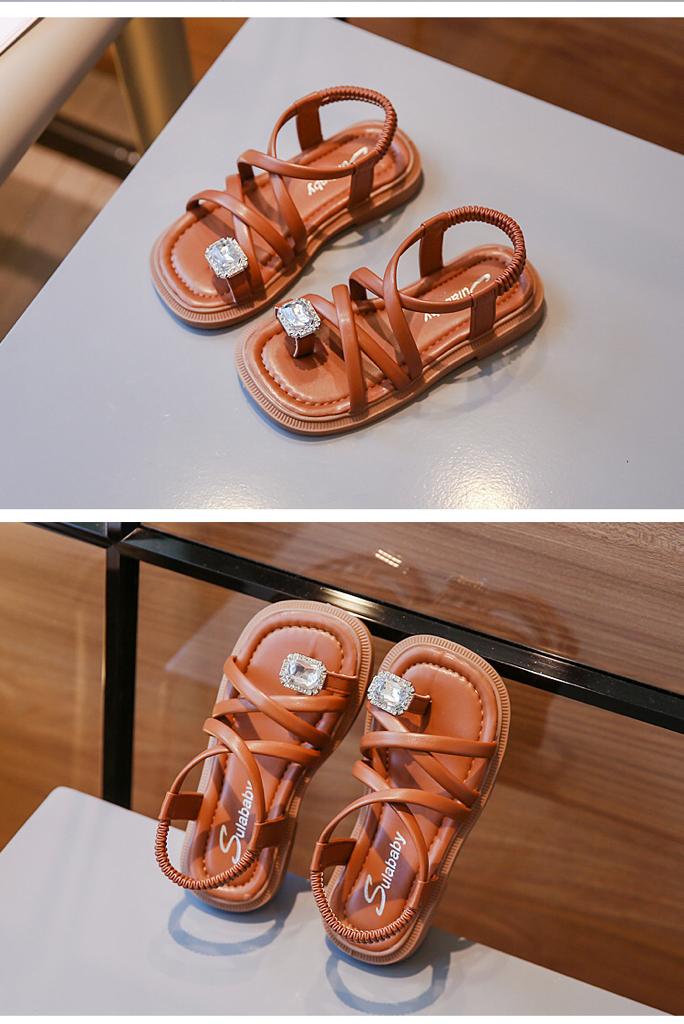 Children's sandal braided with shiny stone