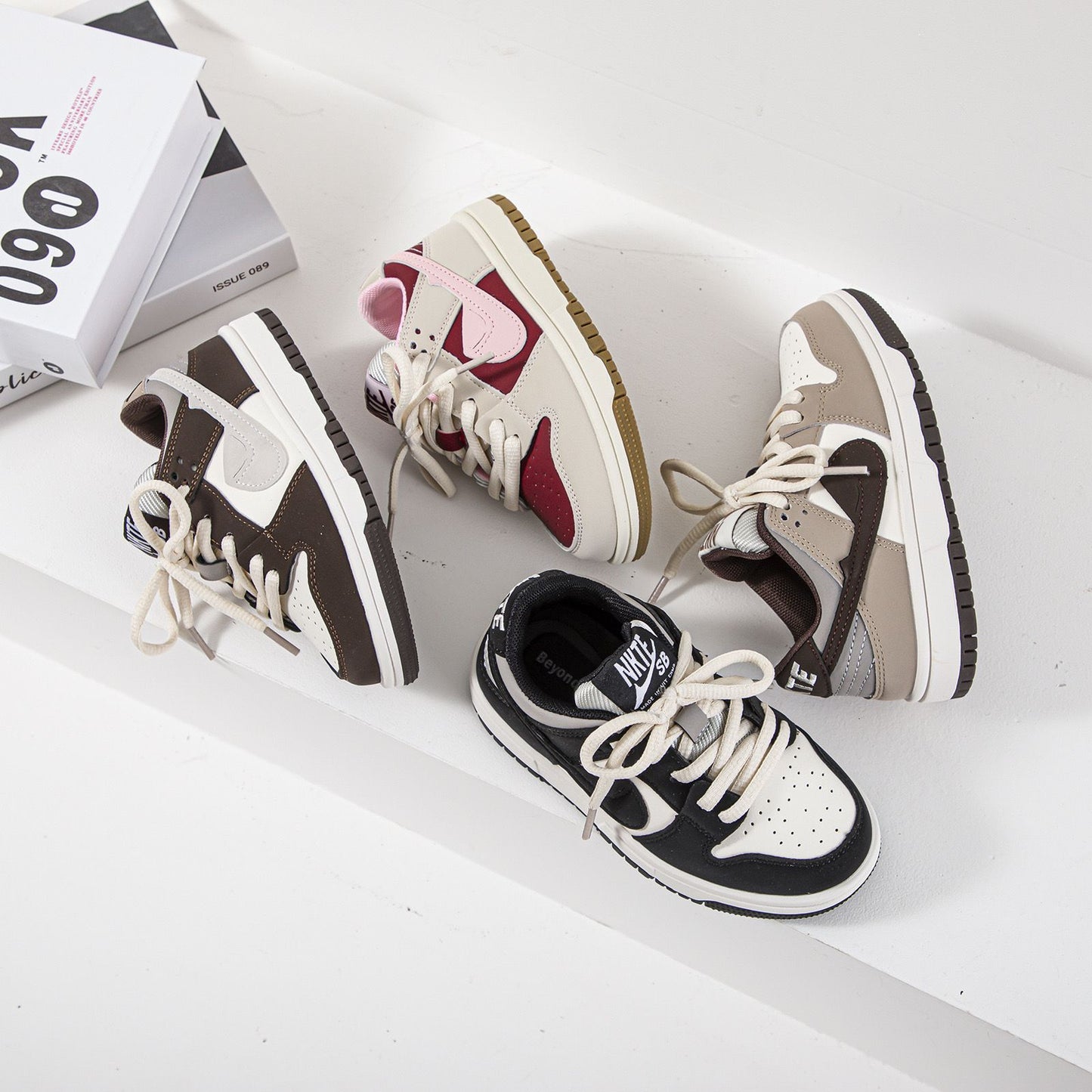 Stylish NK children's sneakers with laces