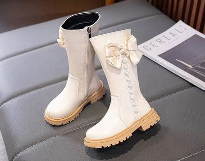 Children's ankle boots with bow and pearls