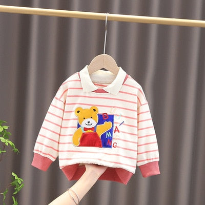 Bear letters sweater/blouse