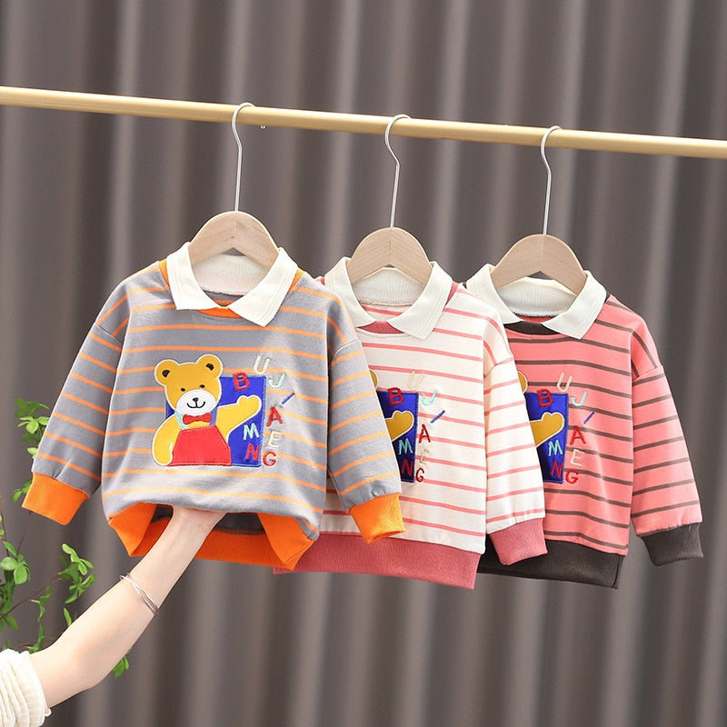 Bear letters sweater/blouse