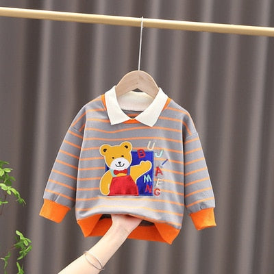 Bear letters sweater/blouse